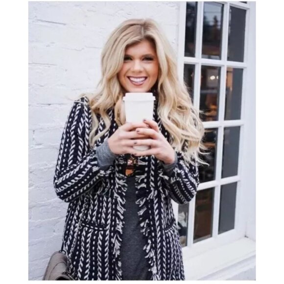 Cupcakes and Cashmere Tweed Fringed Knit Coat Navy Black White Fringe Size Small - Picture 10 of 11